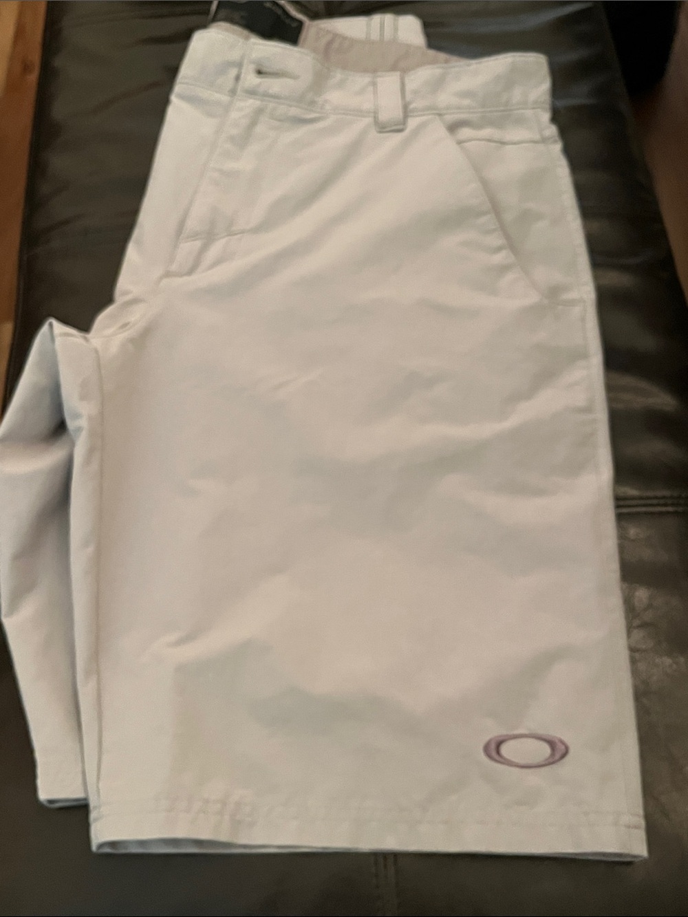 Oakley Light Gray Performance Shorts with Logo Accent size 36W